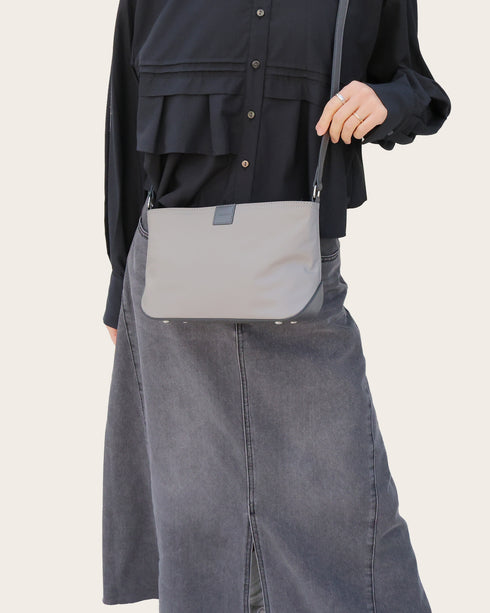 【 新作ナイロンモデル 】 GONDOLA ショルダーバッグ 【n0012】