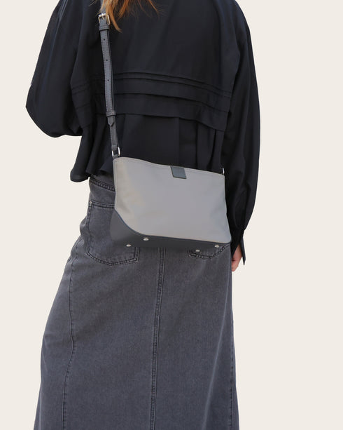 【 新作ナイロンモデル 】 GONDOLA ショルダーバッグ 【n0012】