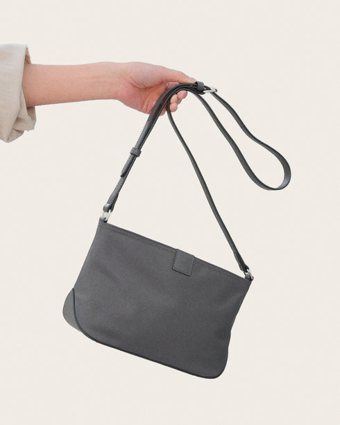 【 新作ナイロンモデル 】 GONDOLA ショルダーバッグ 【n0012】