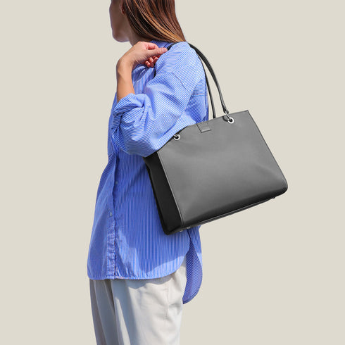 【 新作ナイロンモデル 】 GLITTER トートバッグ 【n0011】