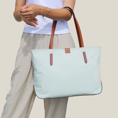 【 新作ナイロンモデル 】 GONDOLA ラージトートバッグ 【n0014】